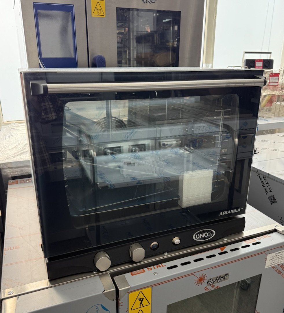 Печь конвекционная UNOX XFT133