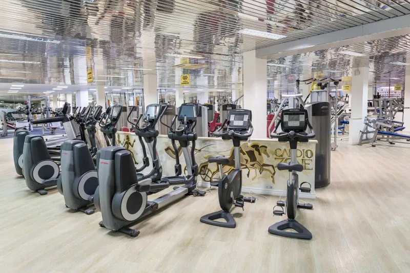 Кафе-бар в фитнесс-клубе Life fitness